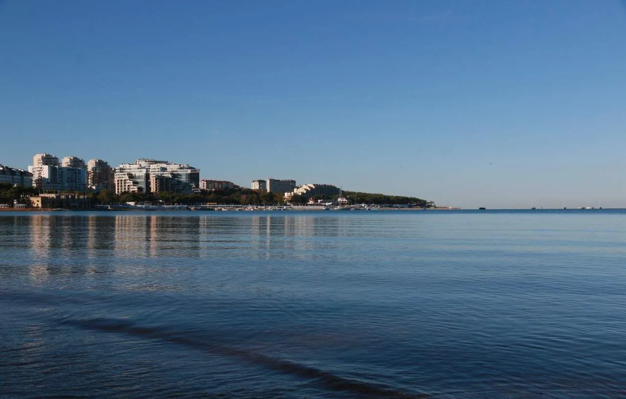 Квартира «Номер у самого моря, в зеленом парке. Парковка», Геленджик — фото 7