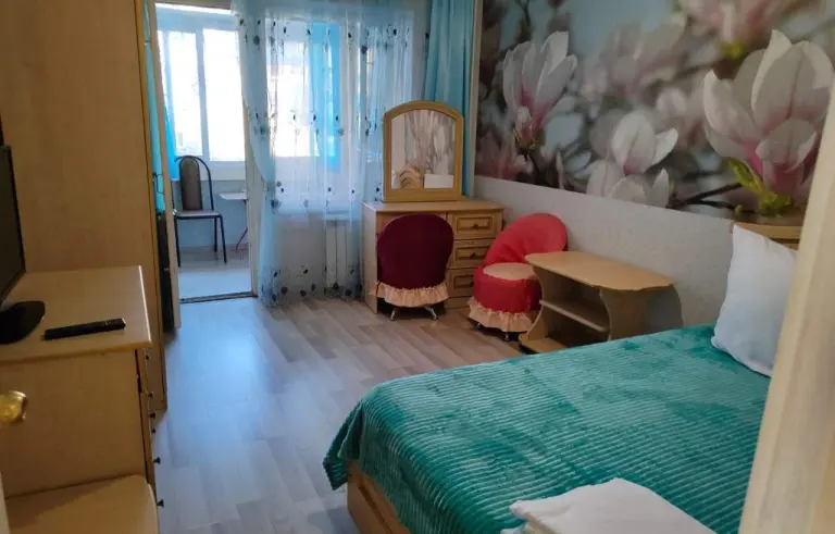 Двухкомнатная в центре