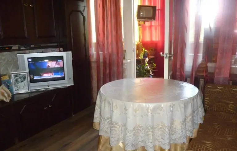 Однокомнатная квартира на Лазарева