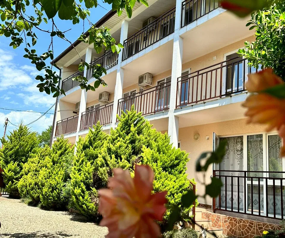 «Вардане Резорт» (Vardane Resort)