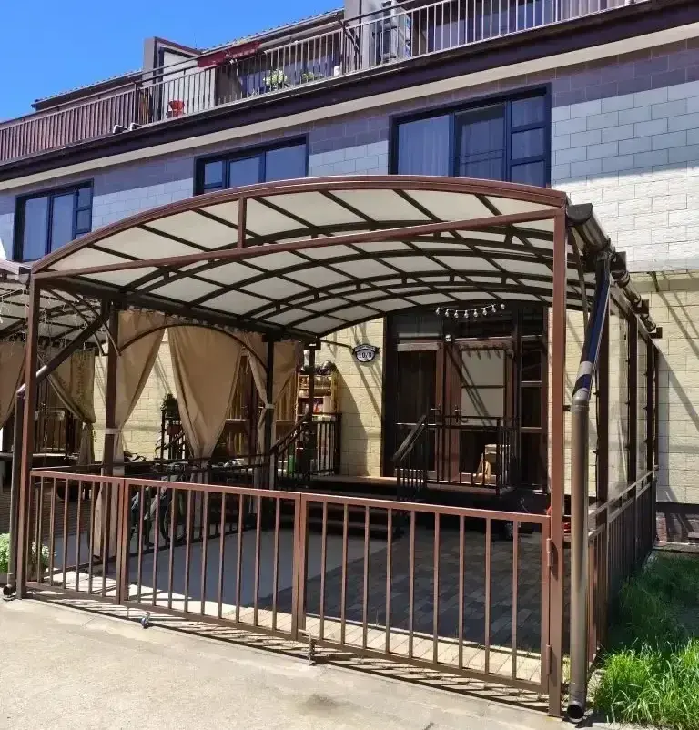 Трёхэтажный таунхаус «У моря»