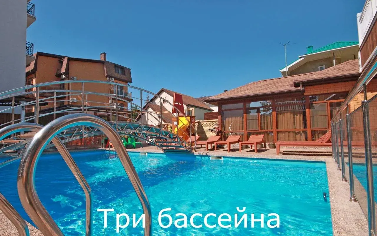 Гостиница «Золотая миля», Анапа — фото 1