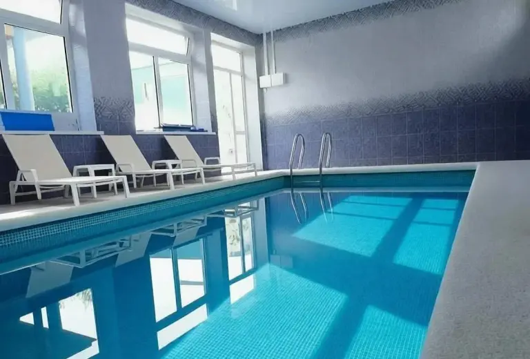 Белый песок